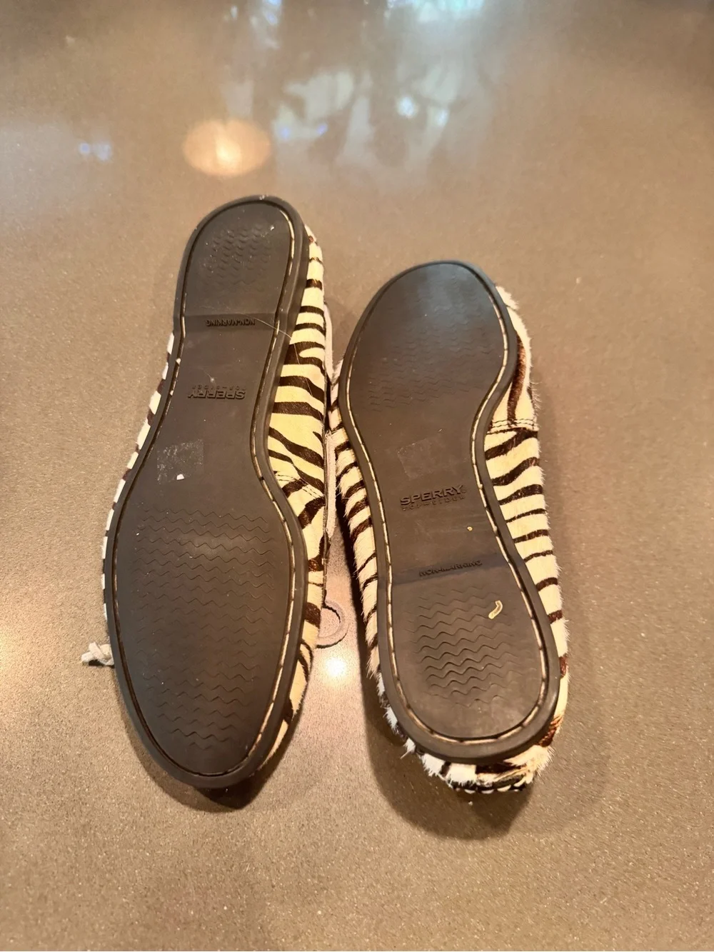 Sperry Zebra-Print Moccasins/Loafers in Black & White with Tie sz 7